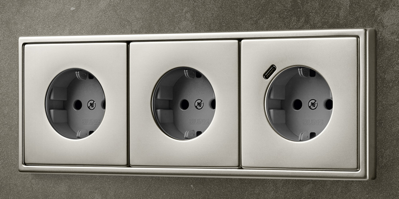 SCHUKO® Steckdosen mit USB bei Elektro Ullrich GmbH in Weikersheim